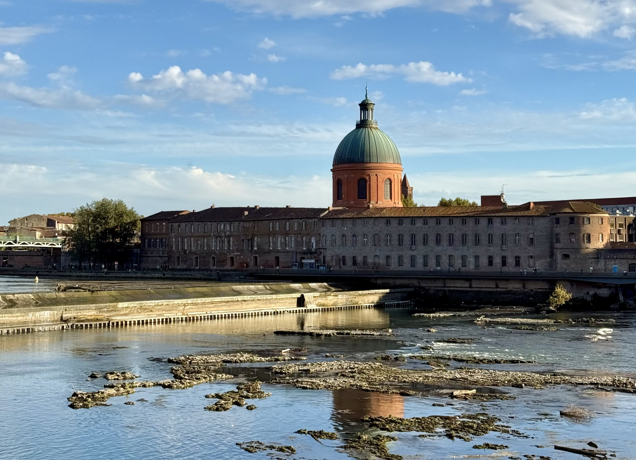Que faire à Toulouse quand il fait trop chaud ? 15 idées rafraîchissantes pour survivre à la canicule