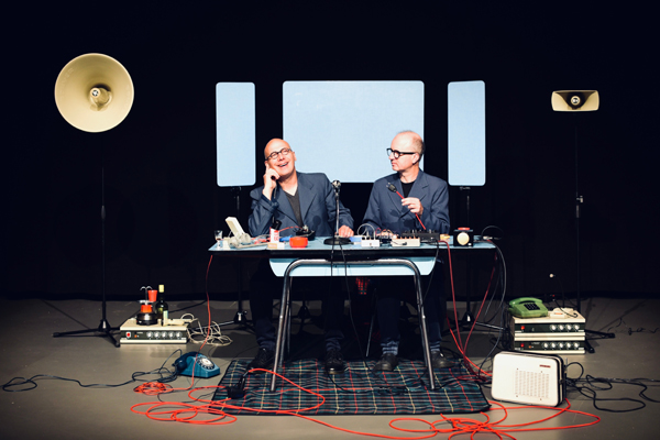 L'art et la manière d'aborder son chef de service, Cie 11h11, au Théâtre du Grand Rond à Toulouse