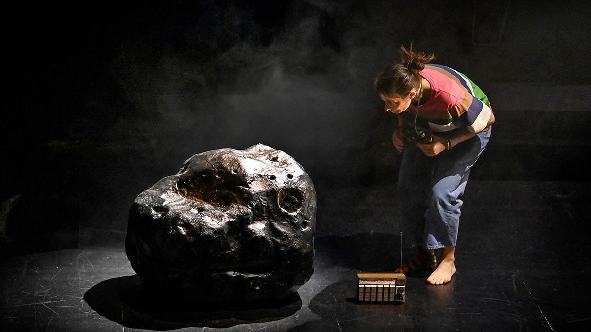 Les Cosmics, théâtre jeune public de la Compagnie Loba